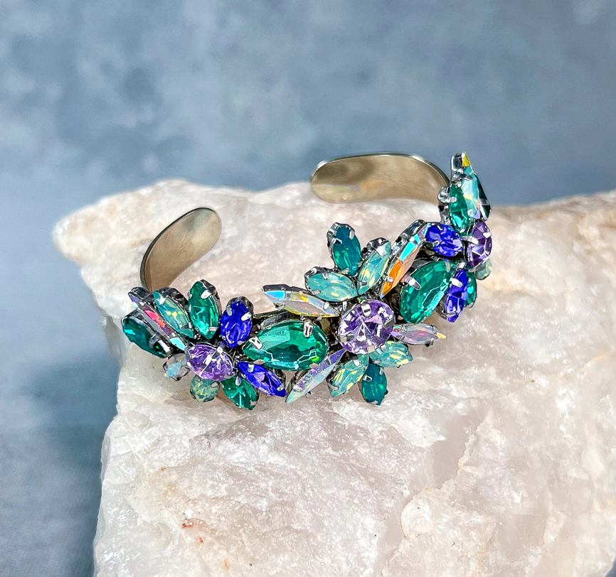 Armbönd - Queen Acqua & Violet