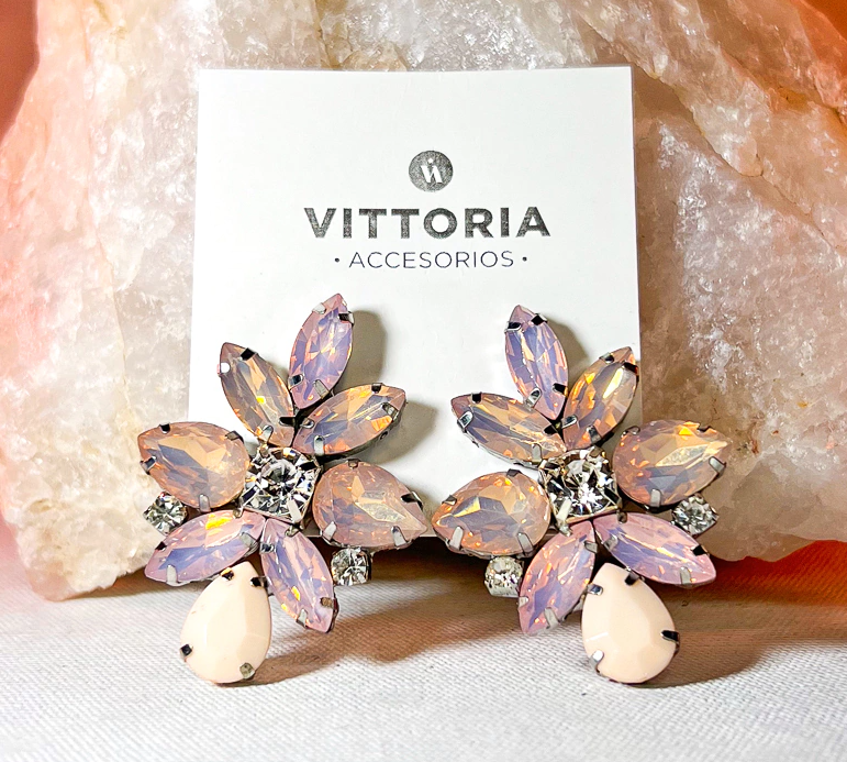 Eyrnalokkar - Lotus Pink